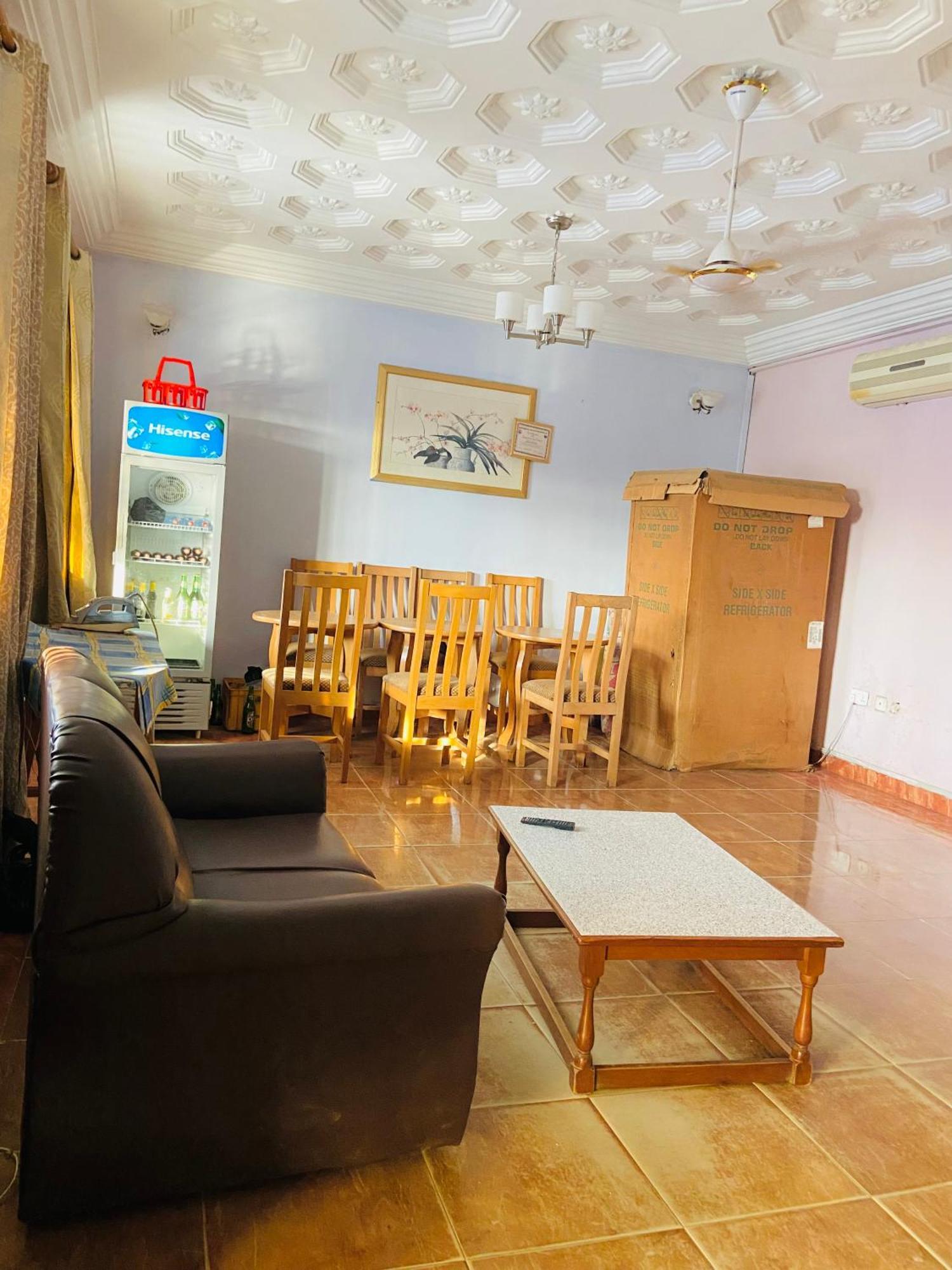 Heaven Gate Hotel Άκρα Εξωτερικό φωτογραφία